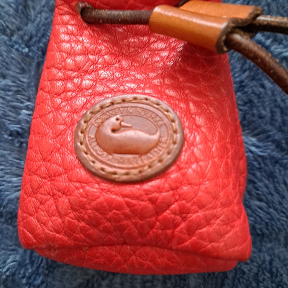 Vintage Dooney & Bourke RARE Pebbled Leather Drawstring Keychain Coin Pouch Red - Picture 4 of 7